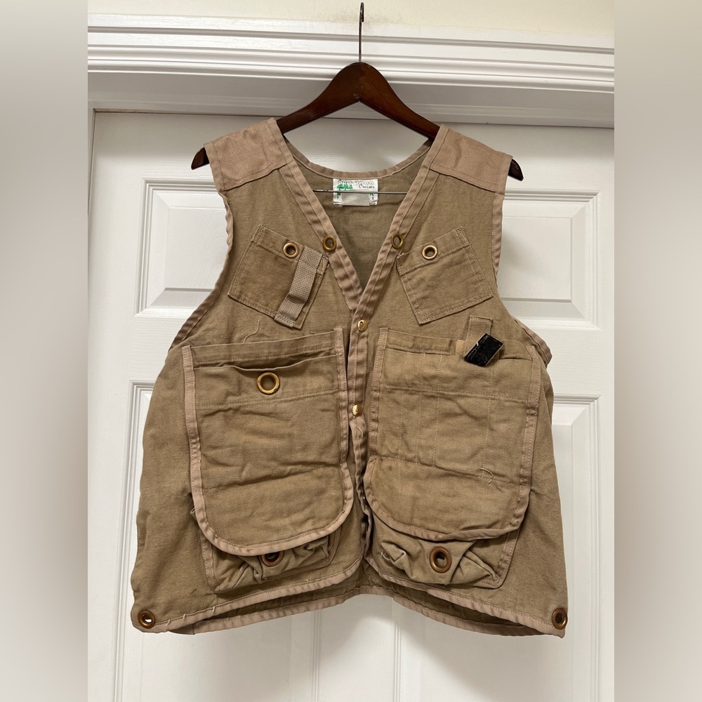 Utility Field Vest in Tan